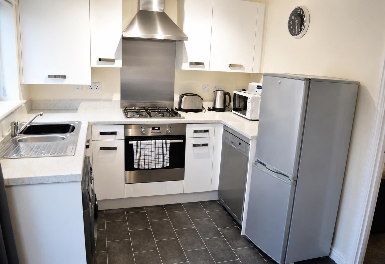 10 Sallet Grove, Shrewsbury, SY1 4FG To Let